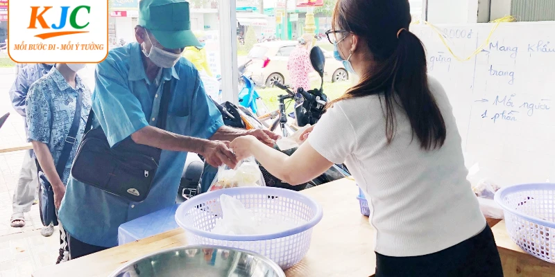 Các hoạt động trong chiến dịch KJC và thiện nguyện TP. Cần Thơ